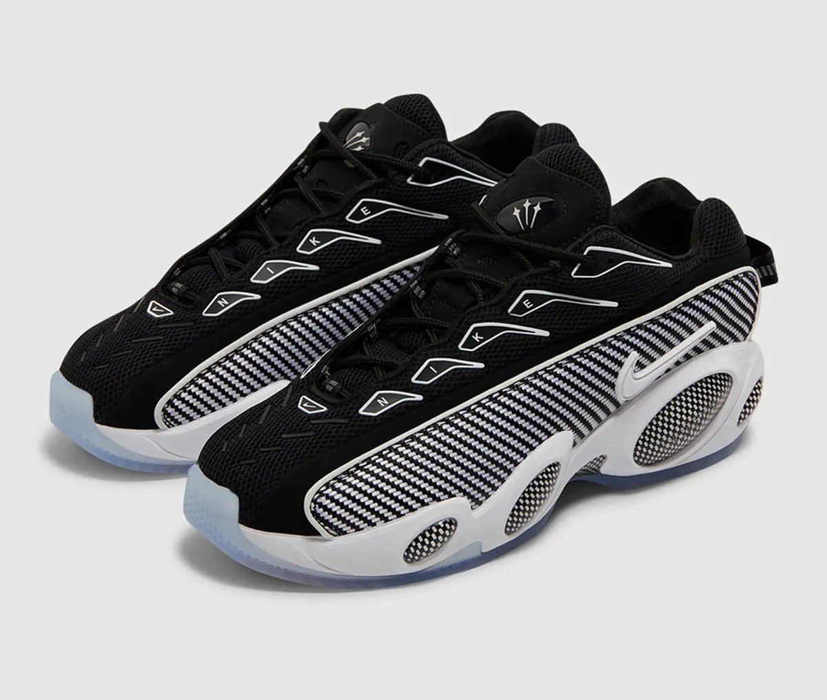 Nike Nocta Glide G-TEK (Borde Blanco) - Negro con Blanco